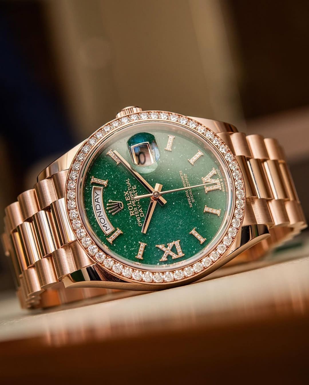 Rolex 7AA Day-Date Men’s Watch Green Dial Premium Rose Gold Bezel 1 Rolex 7AA Day-Date Men’s Watch Green Dial Premium Rose Gold Bezel