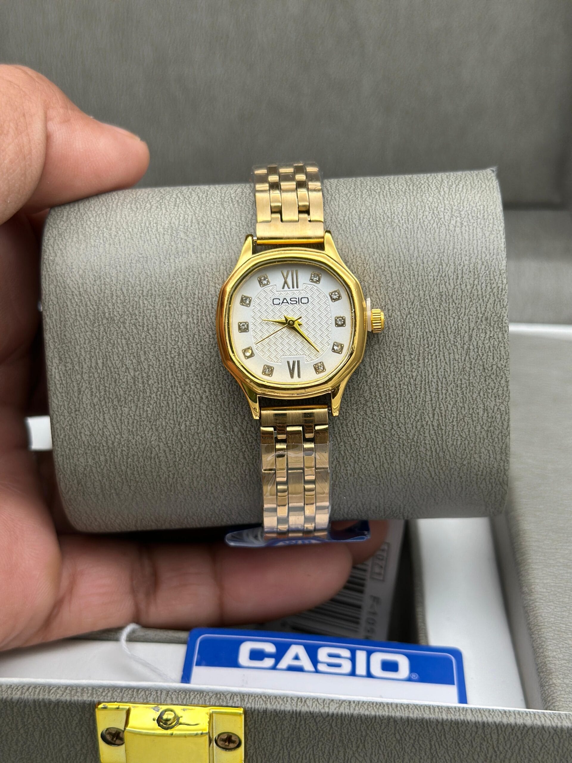 Casio Analog Crystal Dial Watch | Elegant Timeless Style Luxury 6 Casio Analog Crystal & white dial golden strap front view