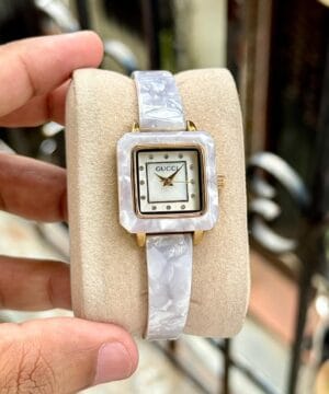 Gucci Acrylic Square Quartz front view