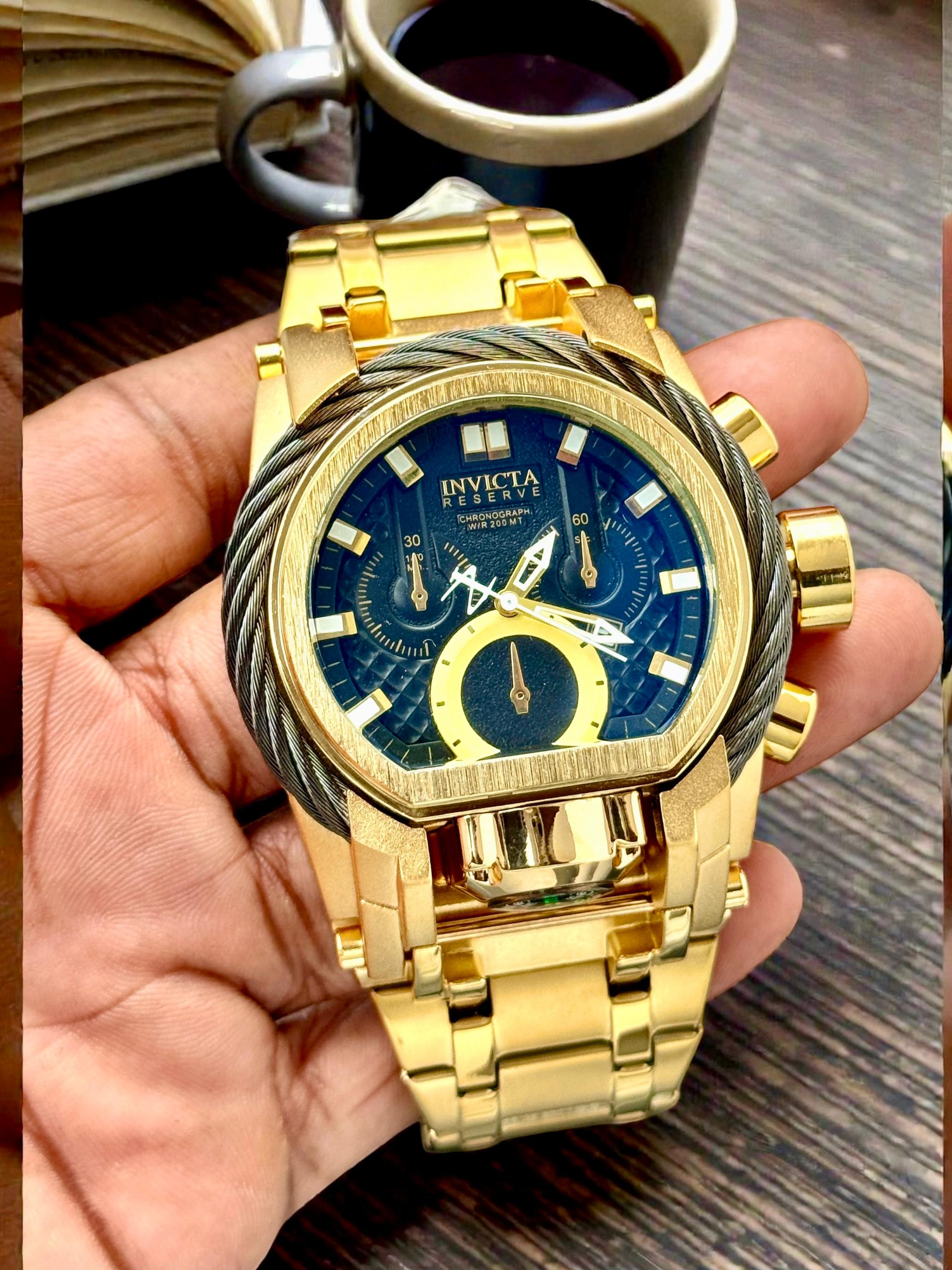 Invicta Men’s Date-Working Premium quality Watch Stainless Steel • Elegant Daily Wear Edition High-Quality Quartz Movement 4 Invicta Men’s Date-Working Premium quality Watch front view