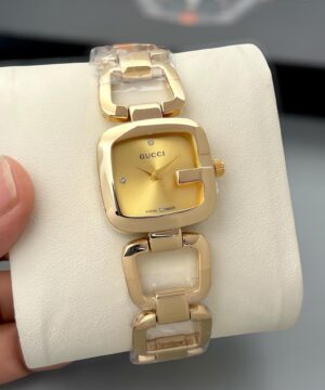 Luxury watches 23 Gucci ladies square premium watch gold case gold dial