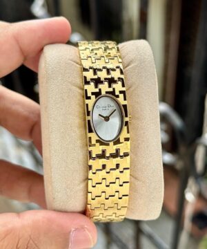 Christian Dior D70-150 7AA Miss Dior Collection Oval Dial Designer Ladies Watch