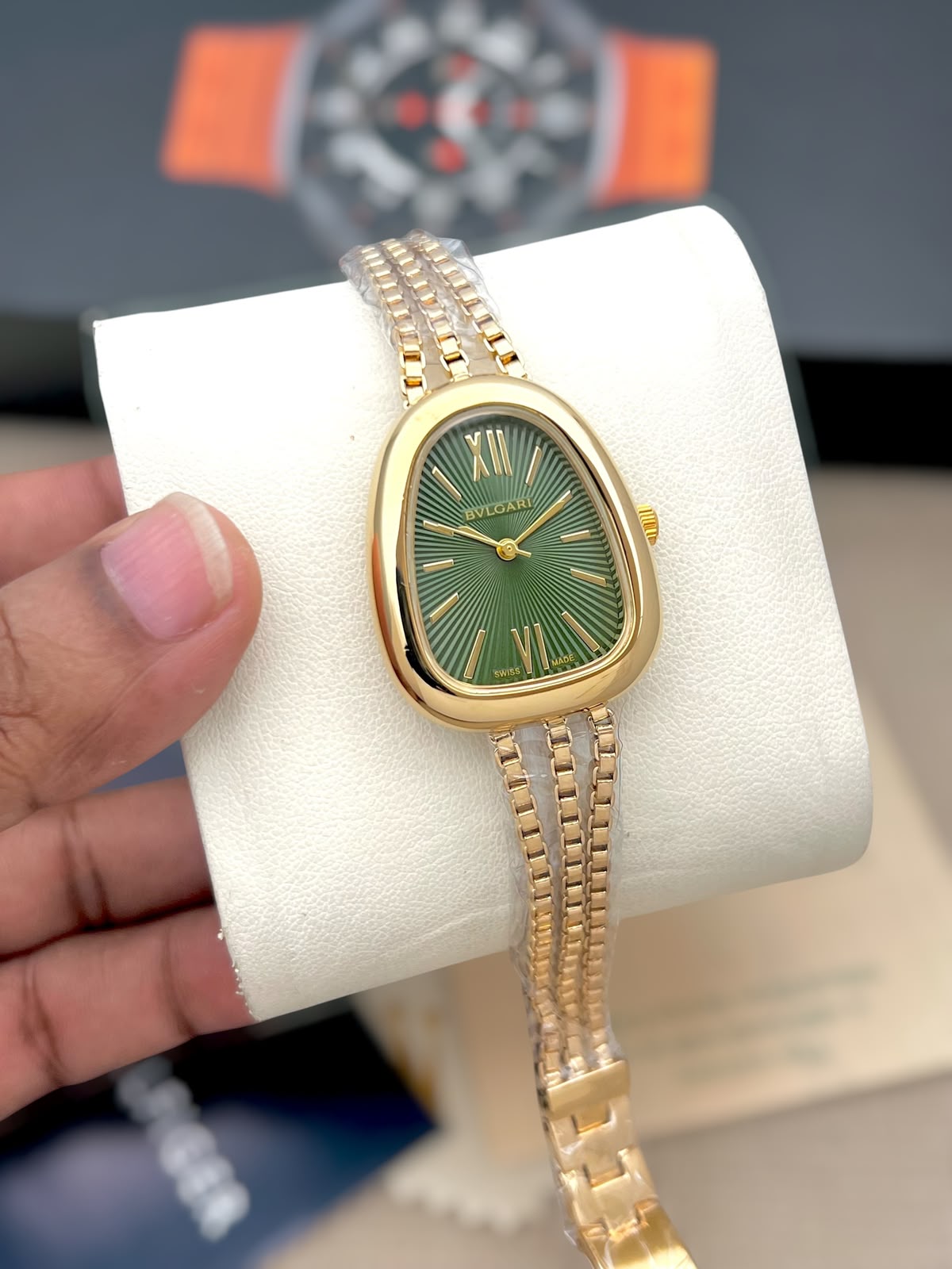 Bvlgari Serpenti Seduttori 7AA Quartz Women's Bracelet Watch 4 Bvlgari Gold Green Dial Women's Watch