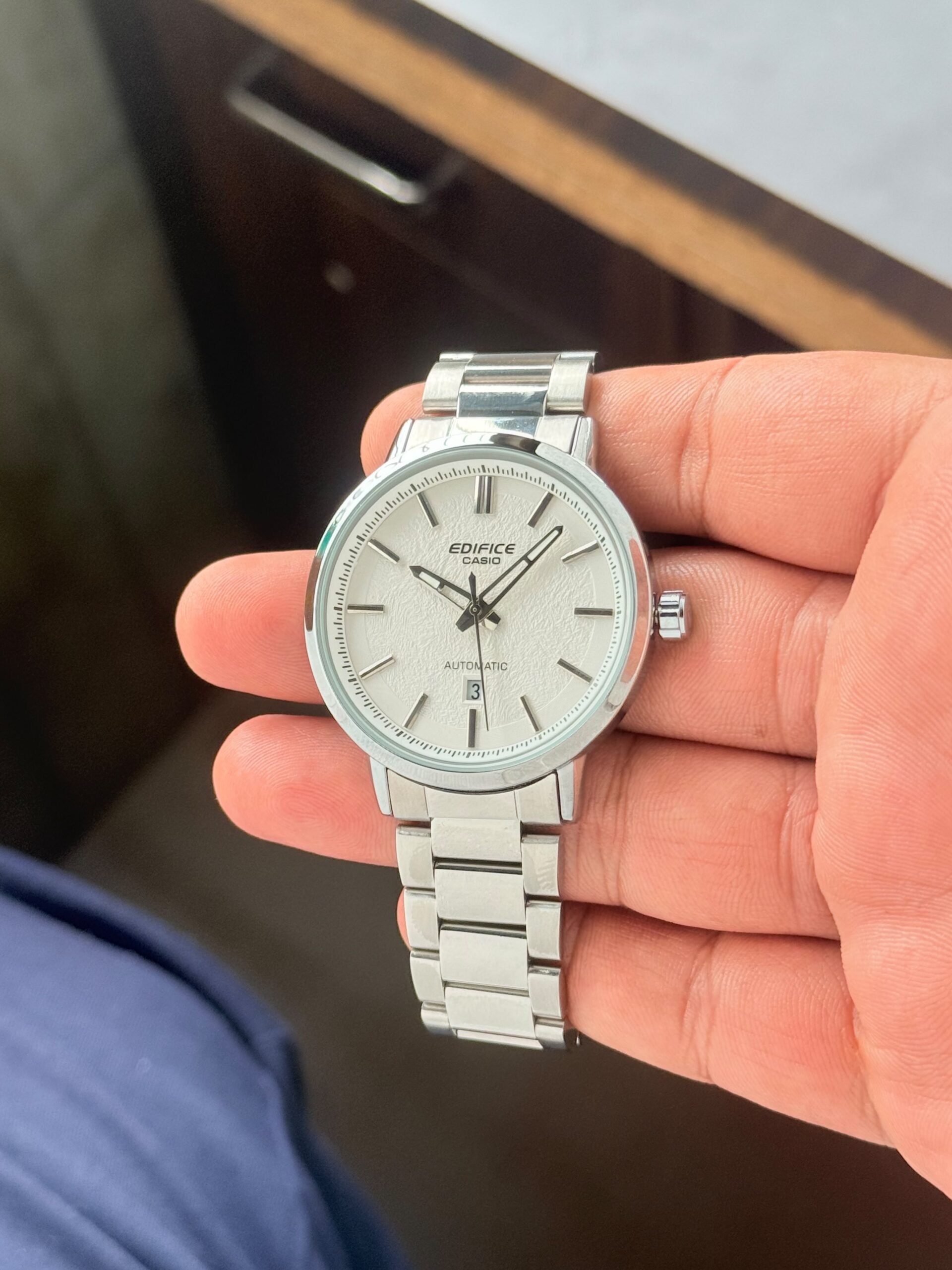Casio Edifice EFK Series 7AA Premium Automatic Style Men's Watch White Dial 4 Casio Edifice EFK Series white dial men's watch hand view
