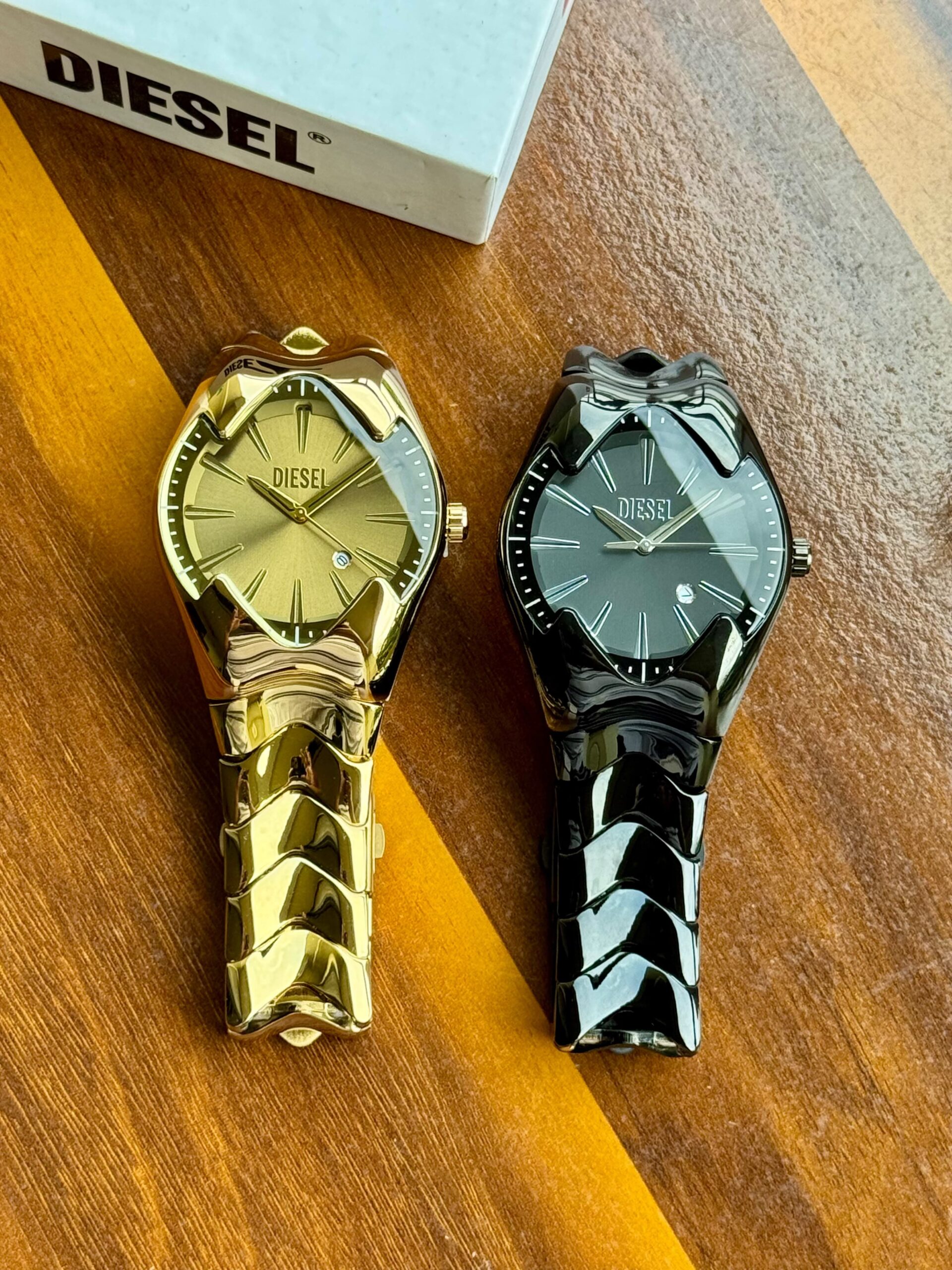Diesel Mercurial 7AA Premium Quartz Men's Watch Black & Gold Dial 7 Diesel Mercurial black and gold luxury watches top view