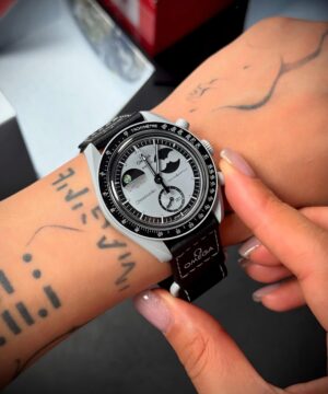 Omega x Swatch speedmaster Mission to the EarthPhase watch on wrist