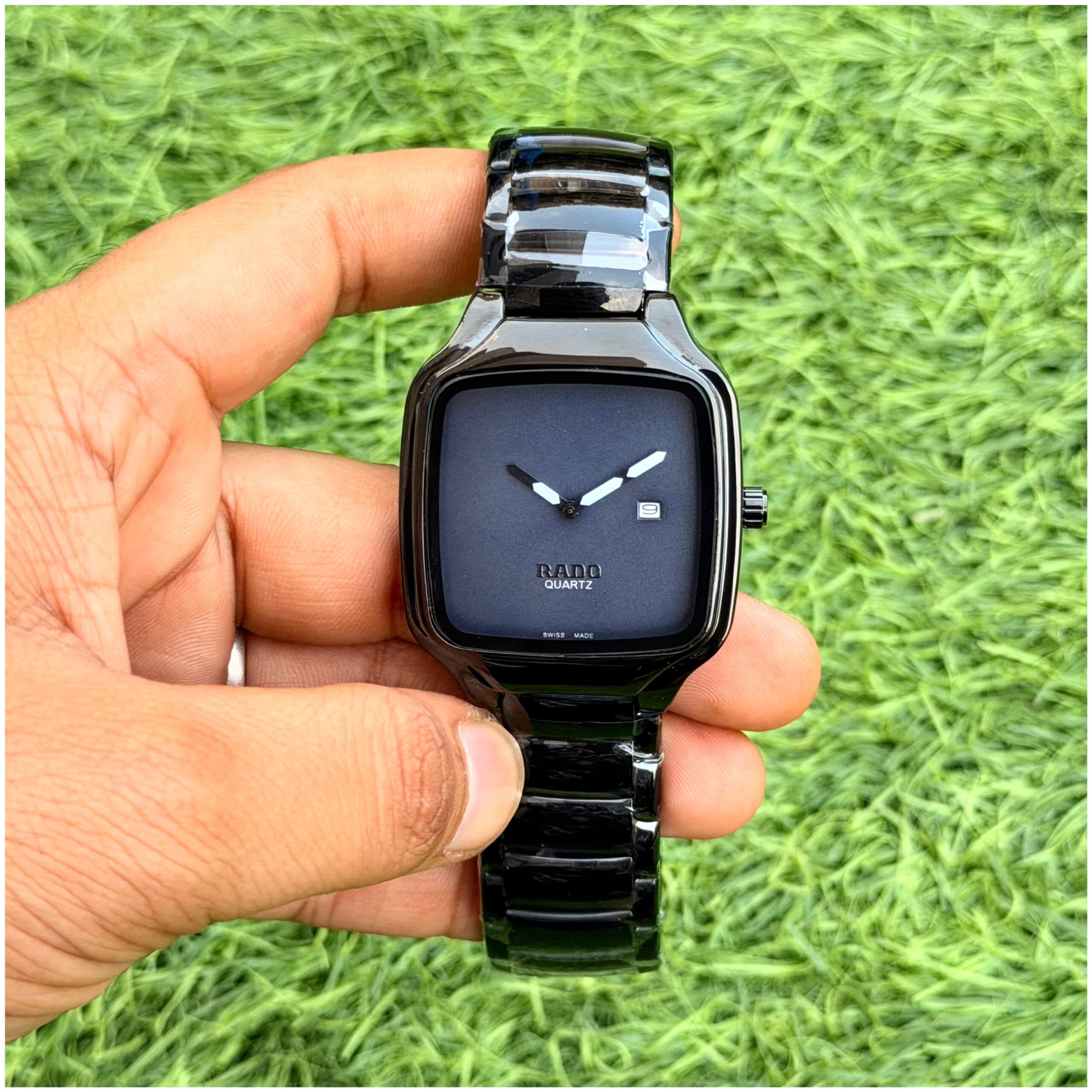 Rado True Square 7A Quartz Men's Watch Blue Dial Black Metal Strap 1 Rado True Square 7A quartz blue dial men's watch hand front view