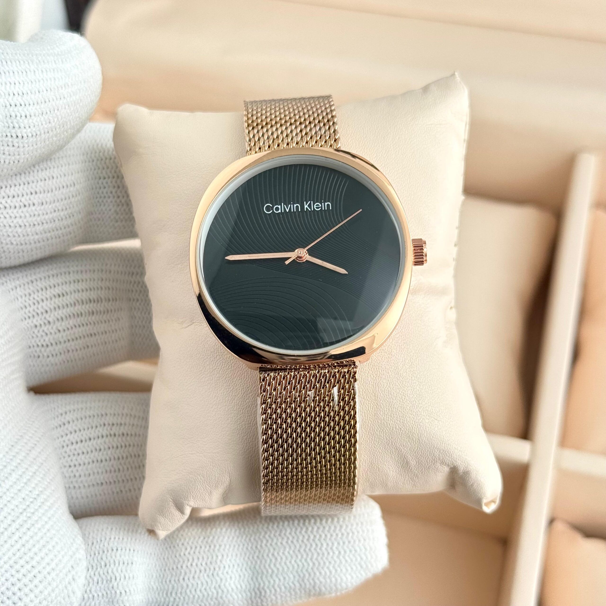 Calvin Klein 7A Sculpt Women's Watch 10 Calvin Klein 7A Women's Watch Black Dial Rose Gold