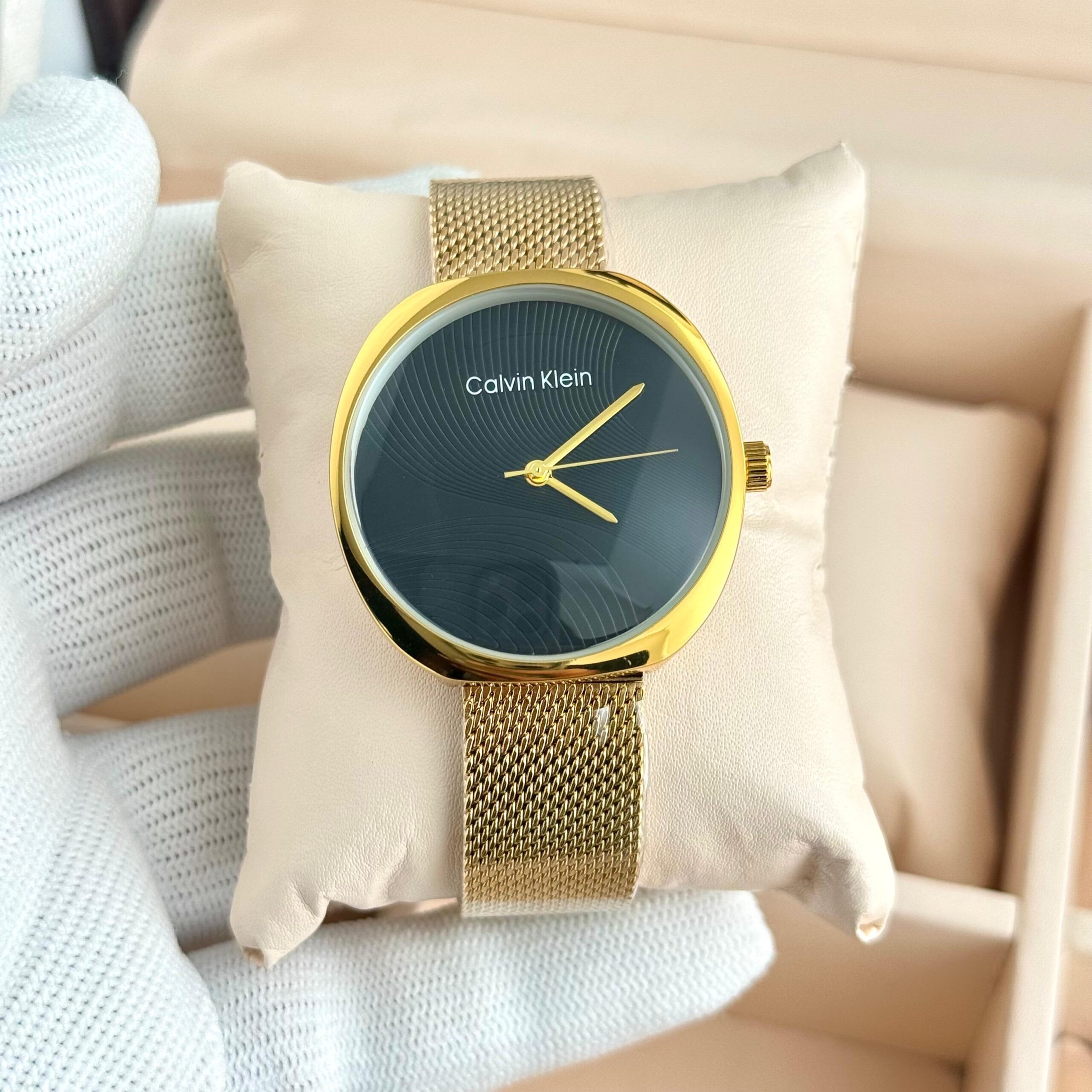 Calvin Klein 7A Sculpt Women's Watch 4 Calvin Klein 7A Women's Watch Black Dial Gold Case