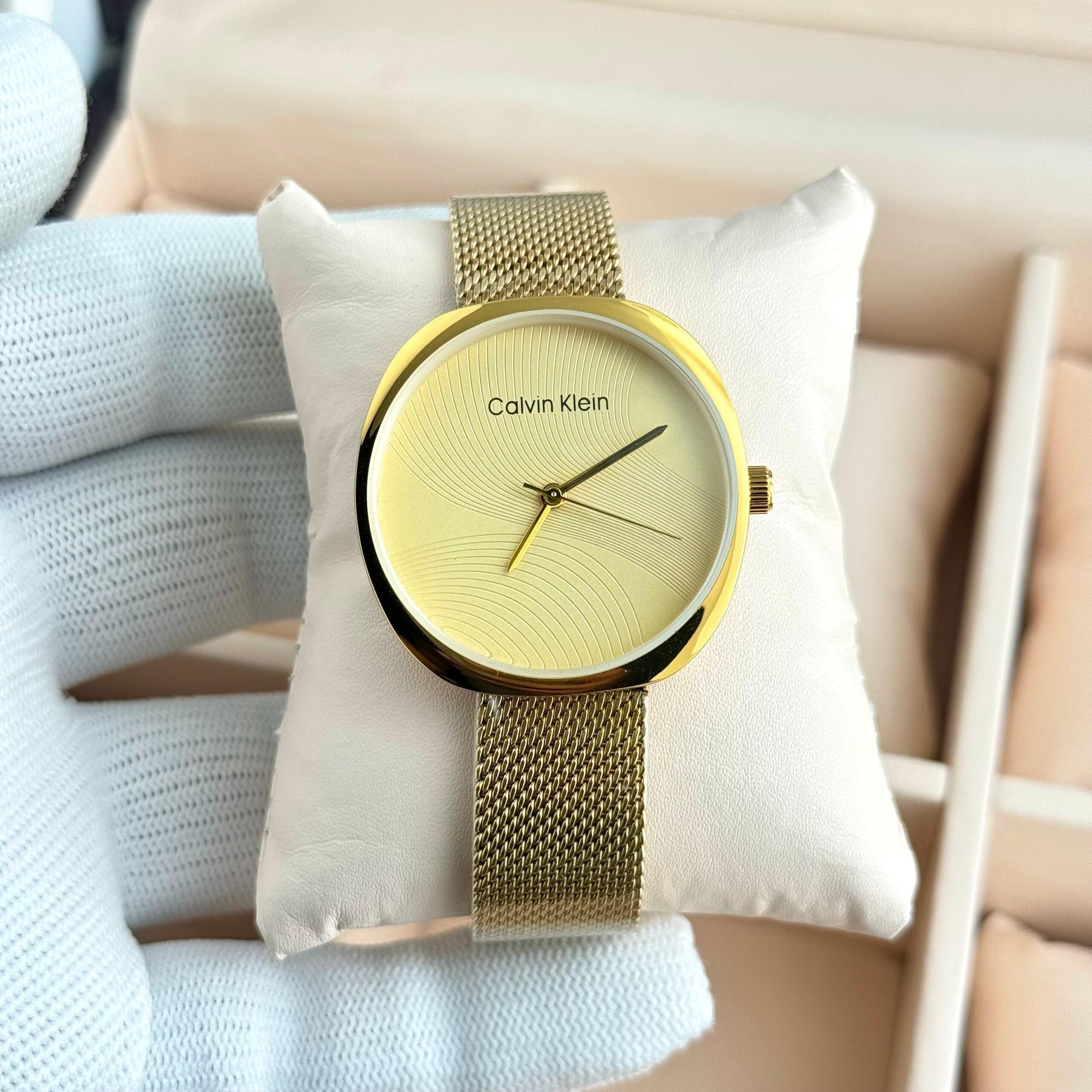 Calvin Klein 7A Sculpt Women's Watch 1 Calvin Klein 7A Sculpt Women's Watch Gold Champagne Dial