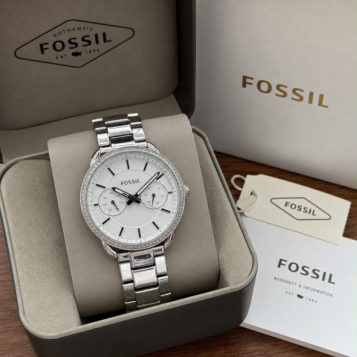 FOSSIL Tailor ES4262 7AA Women's Chronograph Watch 3 FOSSIL Tailor Women's Watch ES4262 With Box