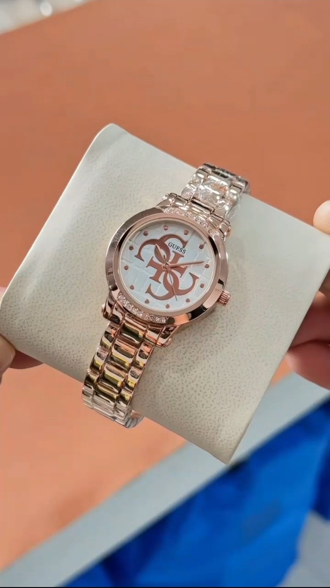 Guess Annette 7AA Premium Quartz Women's Watch – Rose Gold White Logo Dial 1 Guess Annette 7AA Premium Quartz Women's Watch – Rose Gold White Logo Dial