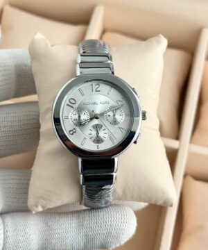 Michael Kors Gramercy 7A Premium Quartz Women's Watch – Kada Bracelet