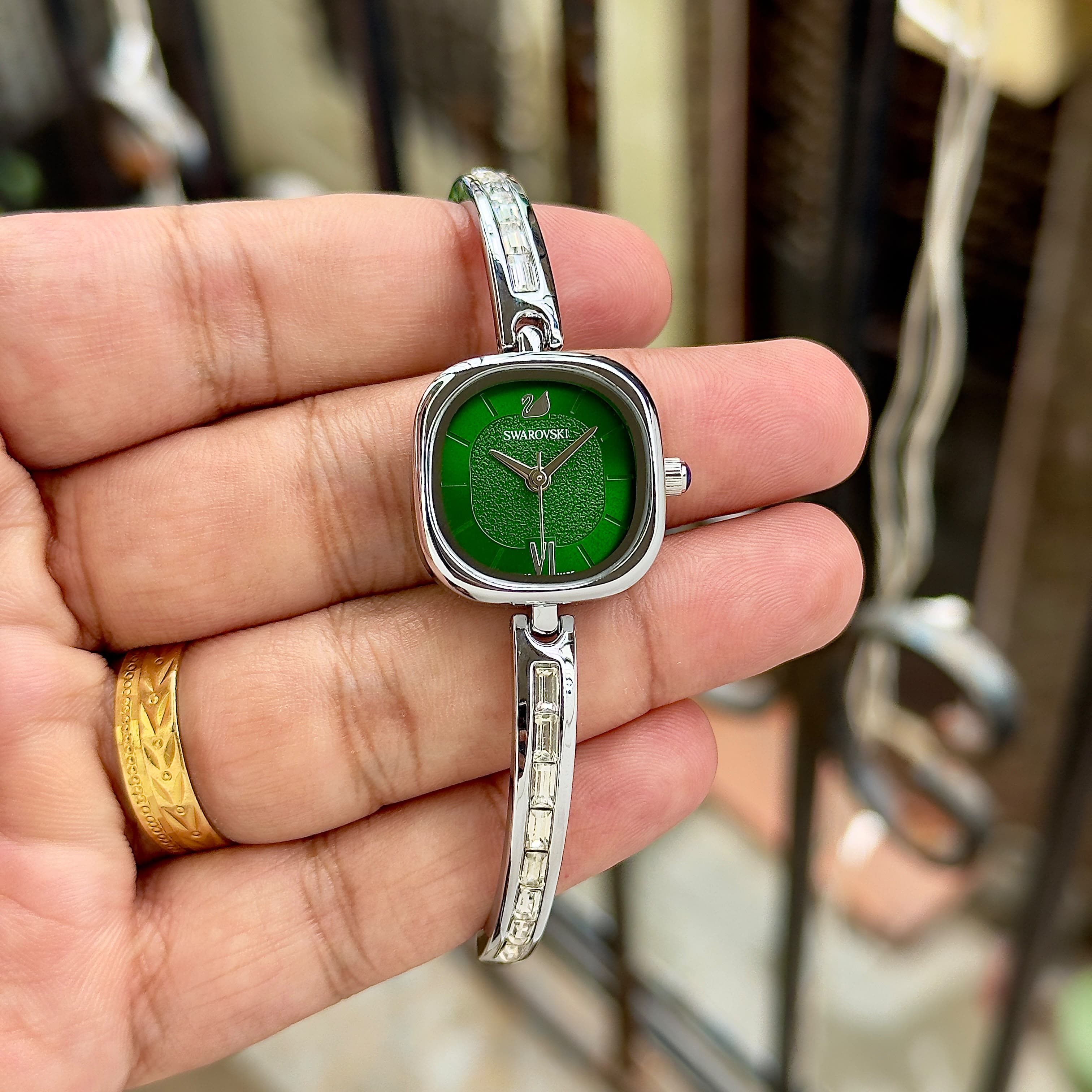 Swarovski Elegant Ladies Crystal Bracelet Quartz Watch 3 Swarovski Ladies Watch Green Dial Silver Bracelet