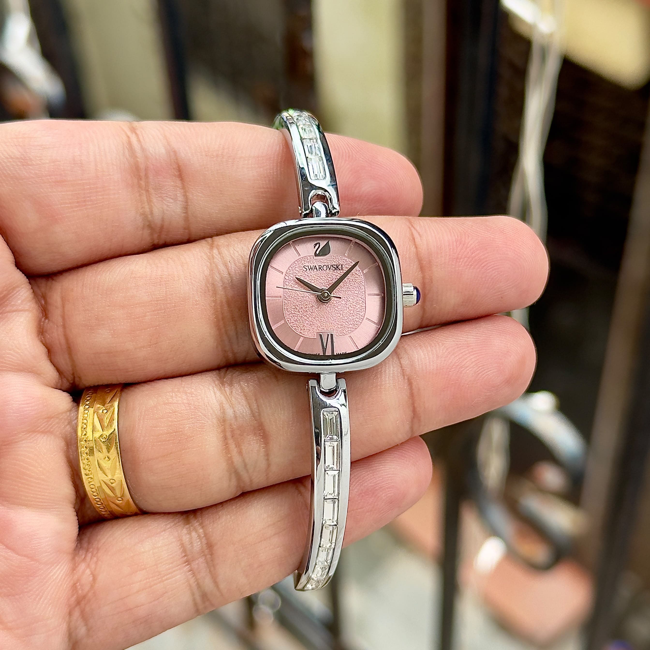 Swarovski Elegant Ladies Crystal Bracelet Quartz Watch 4 Swarovski Ladies Watch Pink Dial Silver Bracelet