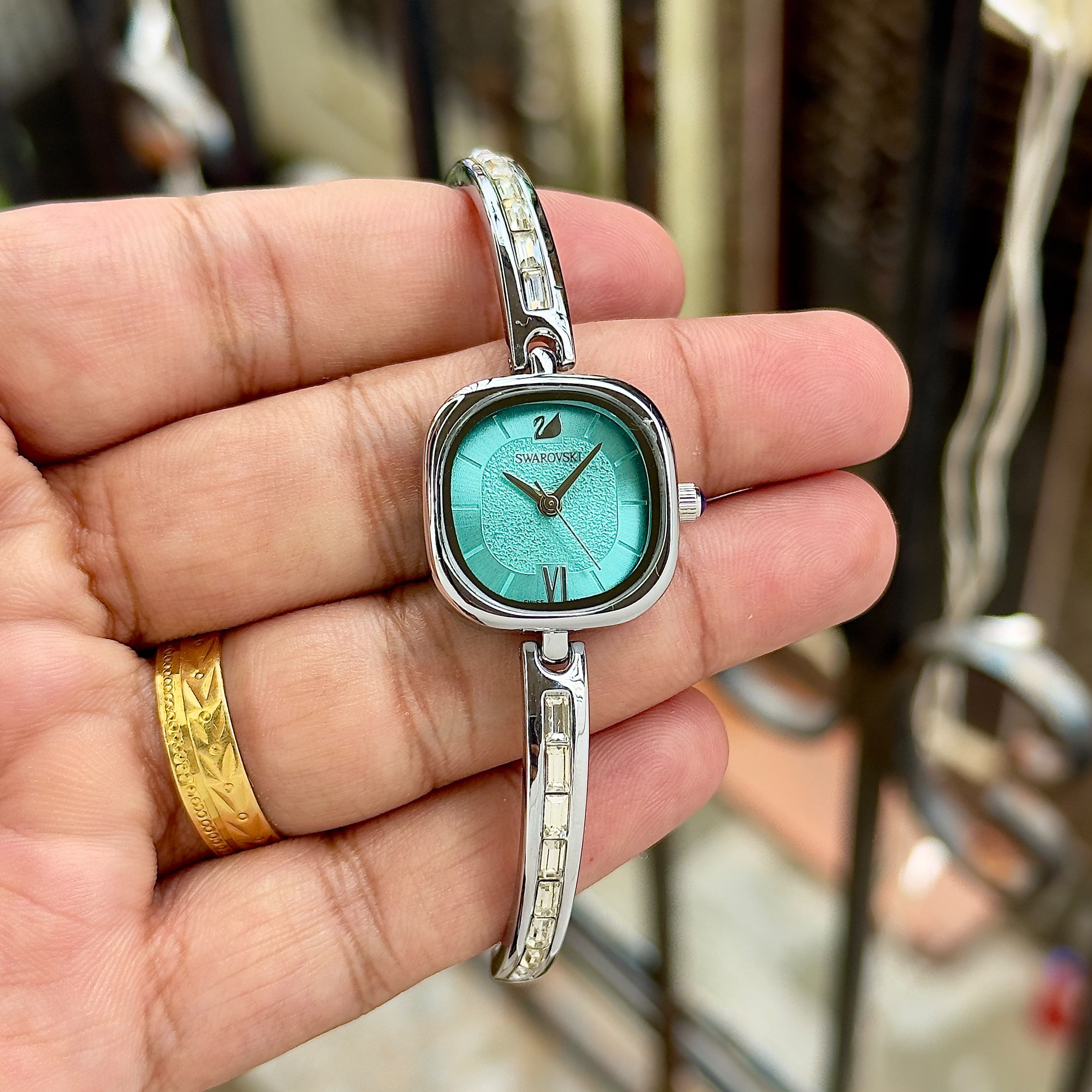 Swarovski Elegant Ladies Crystal Bracelet Quartz Watch 10 Swarovski Ladies Watch Turquoise Dial Silver Bracelet