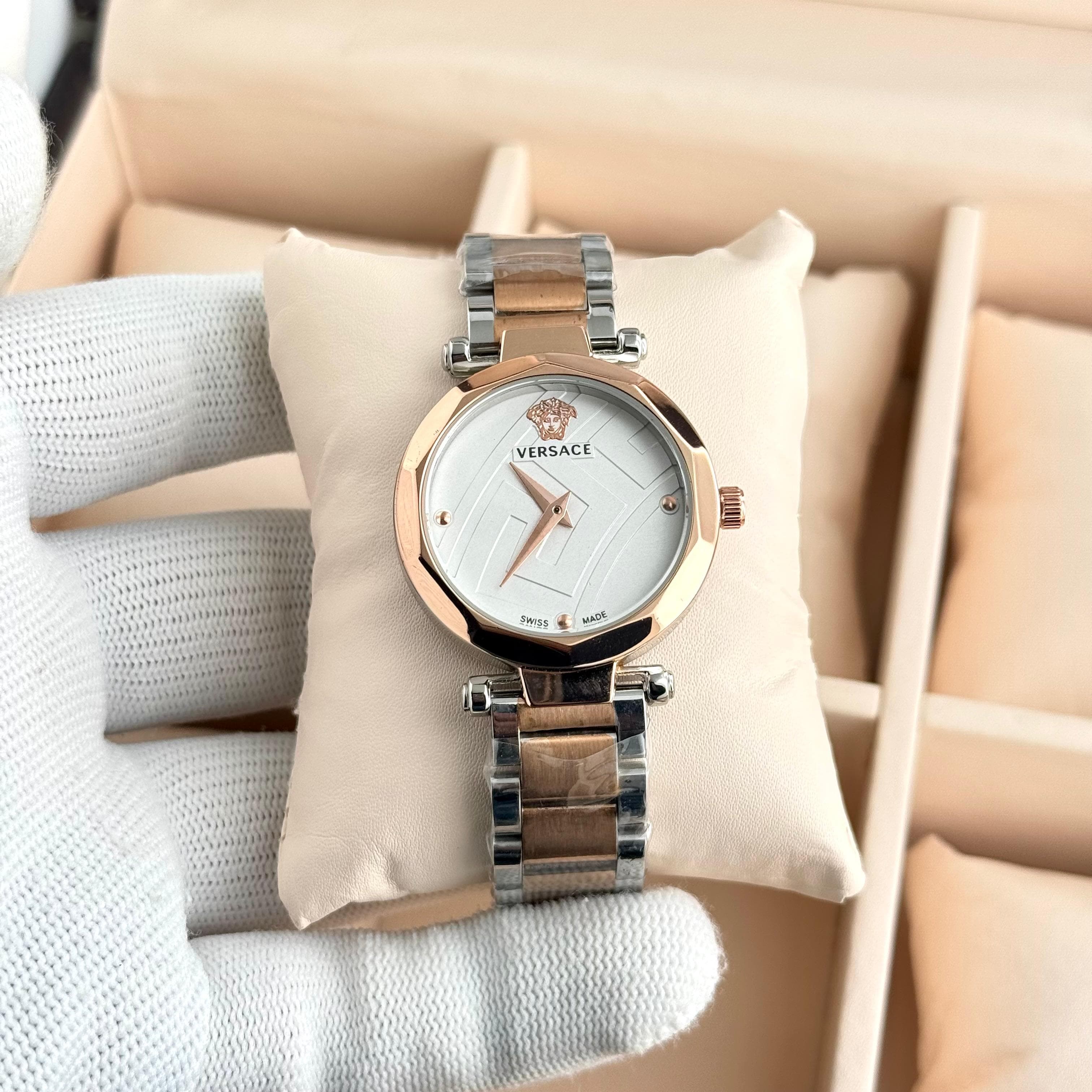 Versace 7A Premium Women's Watch Quartz Movement & Metal Strap 1 Versace 7A Premium Women's Watch White Dial